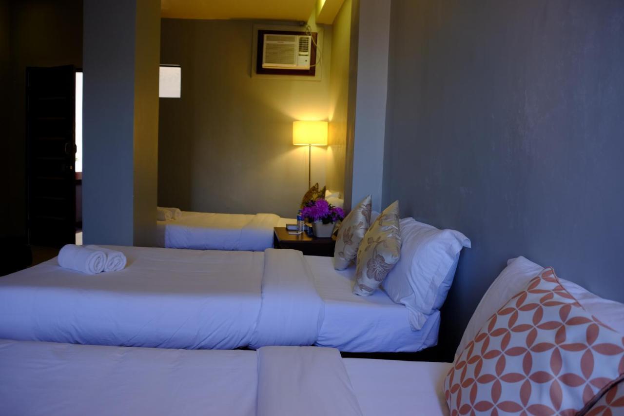 Pacific Waves Inn Baler Buitenkant foto